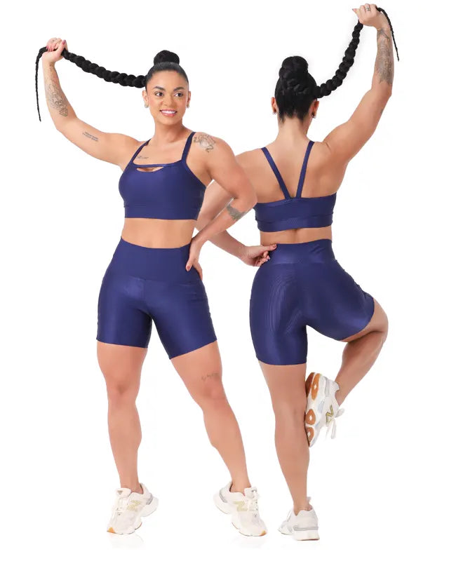 Conjunto Shine na cor Marinho 💙 O equilíbrio perfeito entre estilo, conforto e performance.